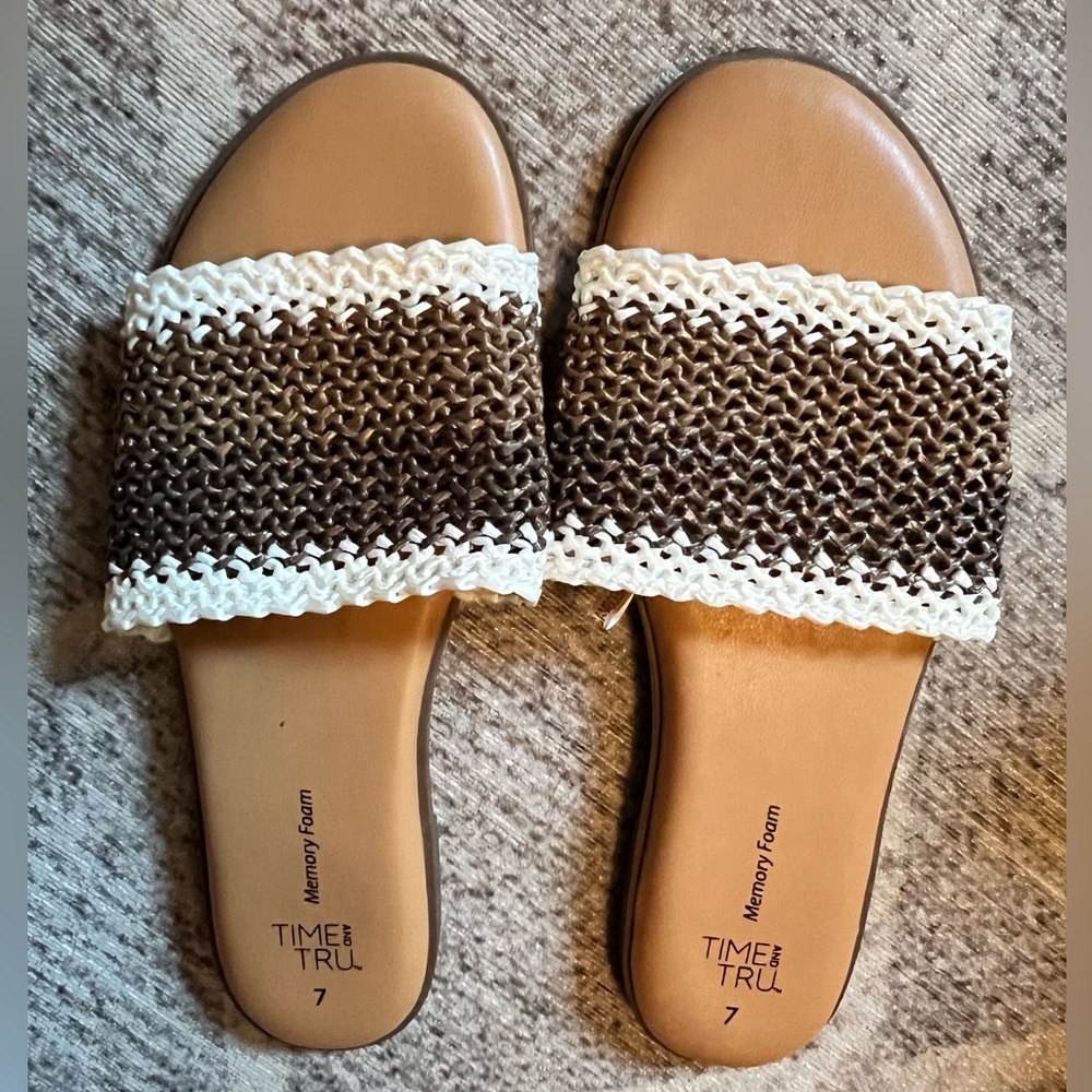 Time and Tru Sandals